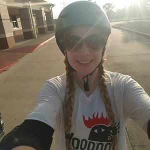 Meet your Posher, Sharon